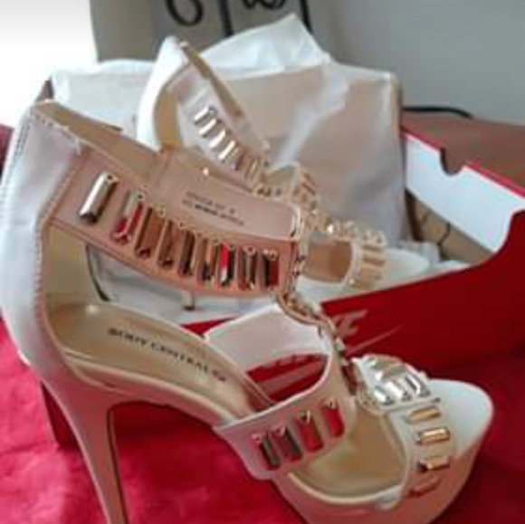 NWT BODY CENTRAL High heels - Picture 2 of 5